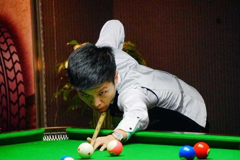 阿德杰伊的 阿德杰伊的